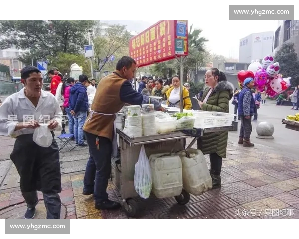 菜刀哥逆袭记 从街头小贩到网络红人背后的故事与奋斗历程